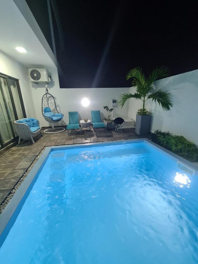 Ocean Blue Villa, Flic-En-Flac Exteriér fotografie